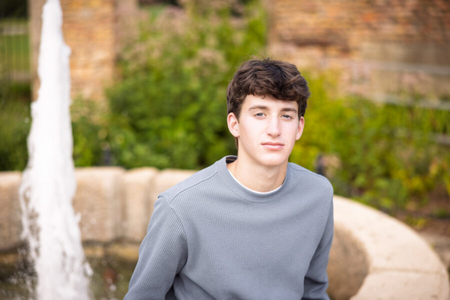 Senior photos in Carmel scheduled during peak outdoor season